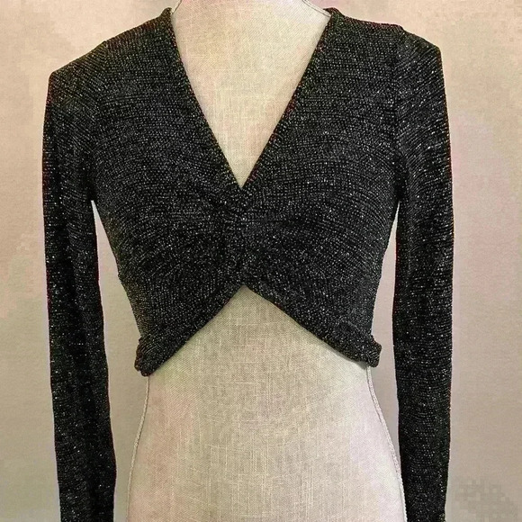 Forever21 crop top - Picture 2 of 5